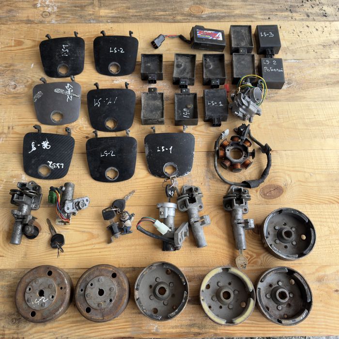 Запчастини suzuki lets 1 2 3 сузуки летс бабочка коммутатор