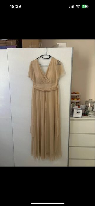 Sukienka złota, błyszcząca