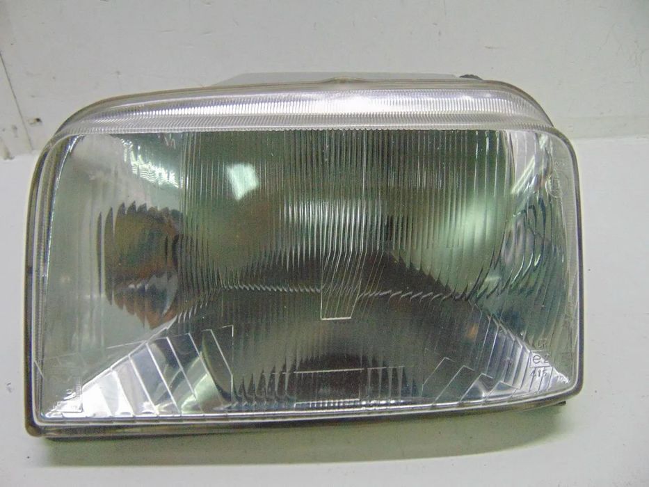 Renault super 5 farol