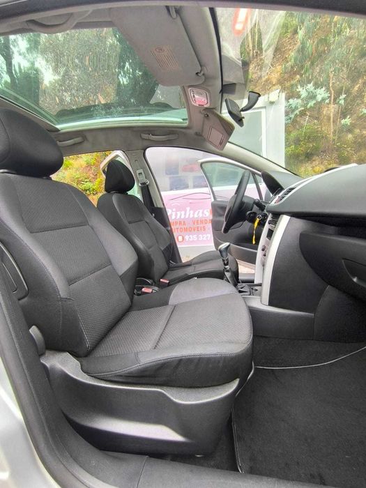 Peugeot 207 SW 1.6 HDI Sport Nacional Panorâmico