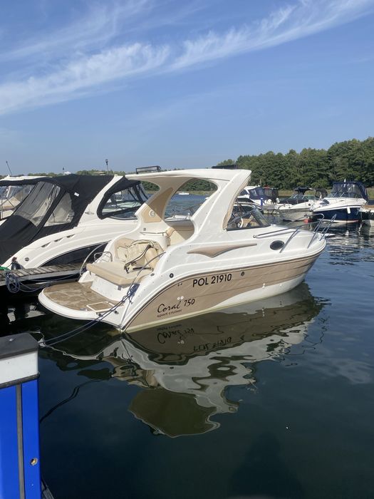 Motorówka Coral 750 HT
