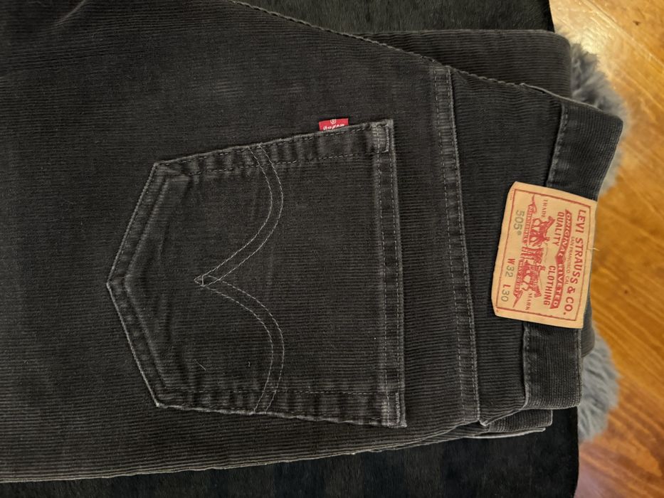 Calças pretas bombazina Levi’s