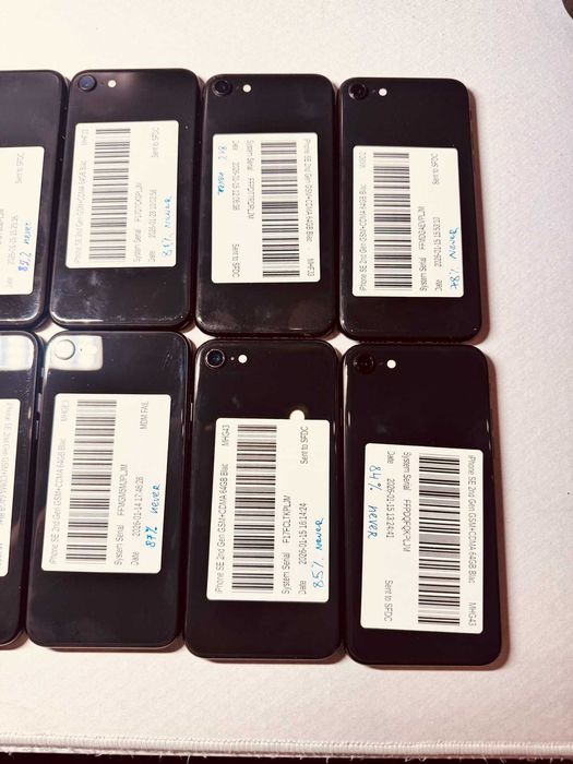 Смартфони Apple Iphone SE 2020 SE2 64 / 128GB гарантія 6 міс є опт