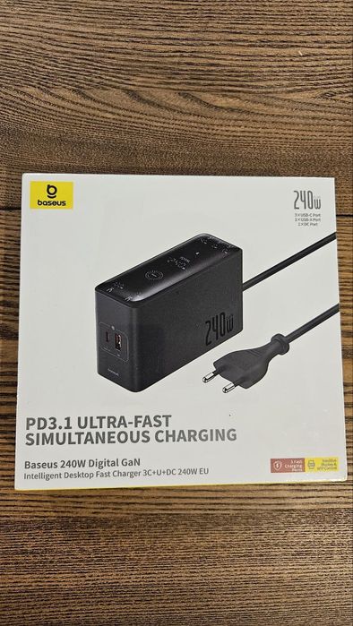Зарядний пристрій baseus 240w digital gan — ультрапотужна зарядка