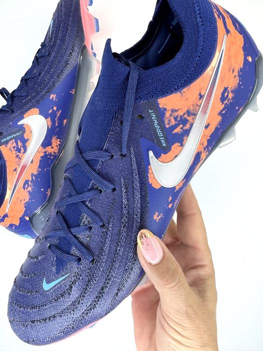 Бутсы Nike новые - 37; 38;39;40;41;43размер есть в наличии