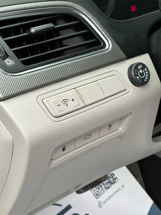 Продам Hyundai Sonata 2016 рік можлива розстрочка,кредит,обмін!