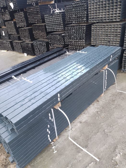 Słupek ogrodzeniowy