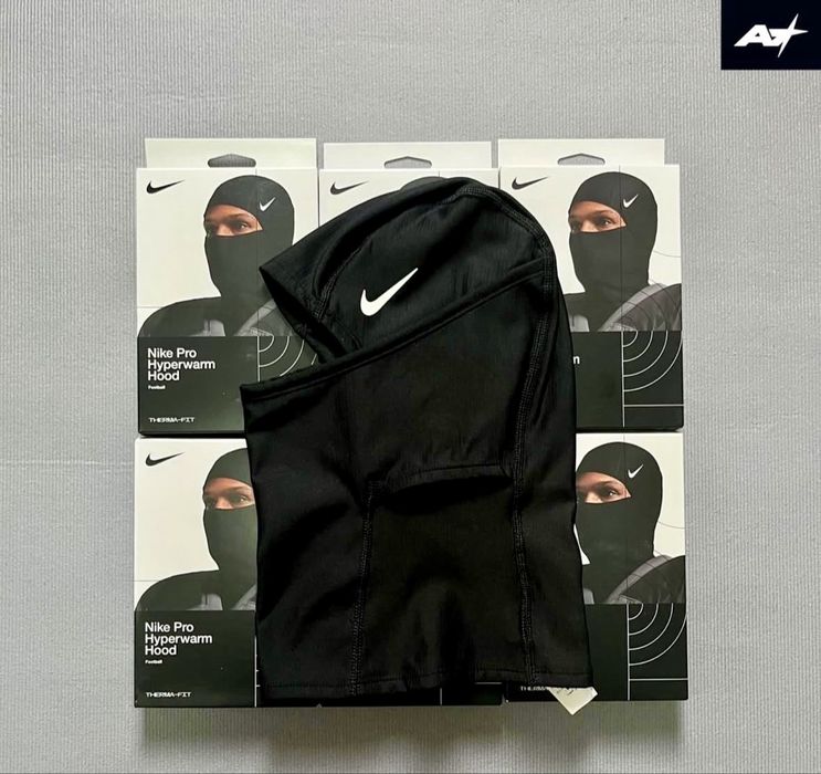 Балаклава Nike Hyperwarm