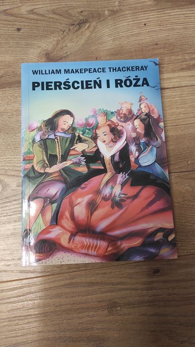 Sprzedam książkę pt. Pierścień i róża  lektura
