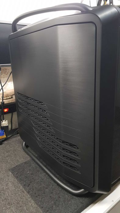 Obudowa PC  -  COSMOS II - Ultra Tower