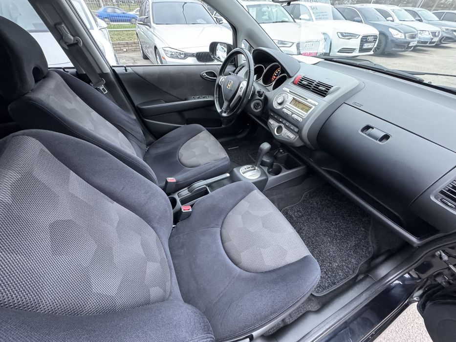 Продам Honda Jazz