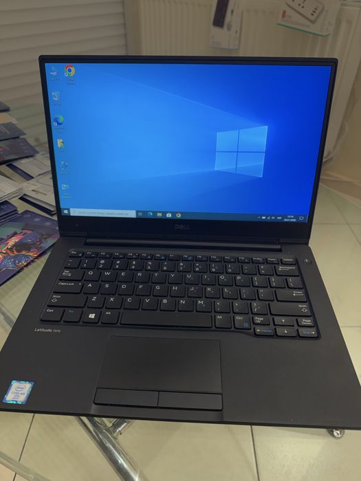 Ноутбук Dell Latitude 7370 / 13.3 core i5/8gb/256ssd  Уценка