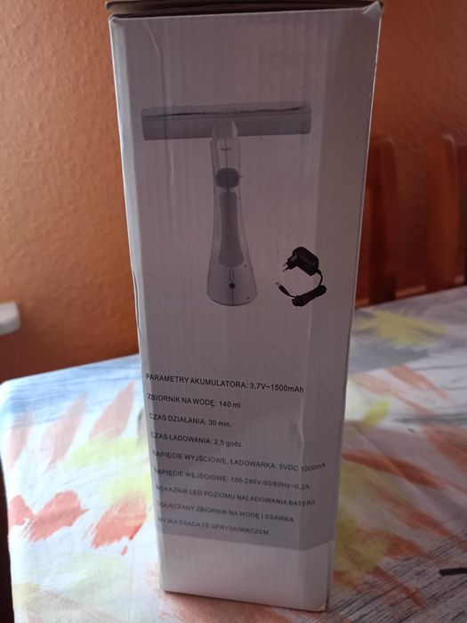 Elektryczna myjka do okien  nowa
