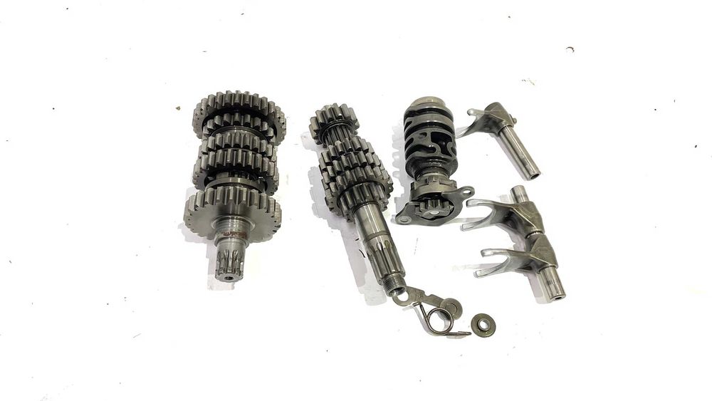 Kawasaki kxf 250 04do05r Skrzynia biegów kompletna czesci