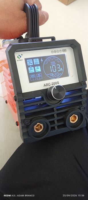 Vendo inversora  200A nova e lixadeira a bateria.