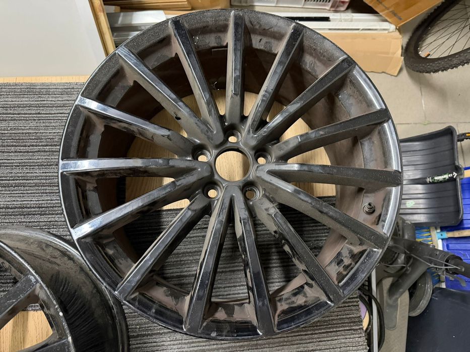 Felgi Audi A5 A4 B9 17” 5x112 8J ET32 ORYGINAŁ Ronal