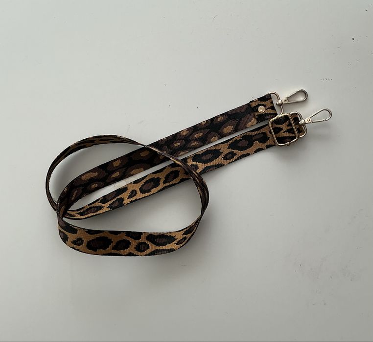 Fita de telemóvel animal print