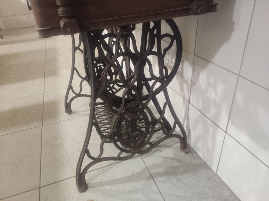 Máquina de costura Singer