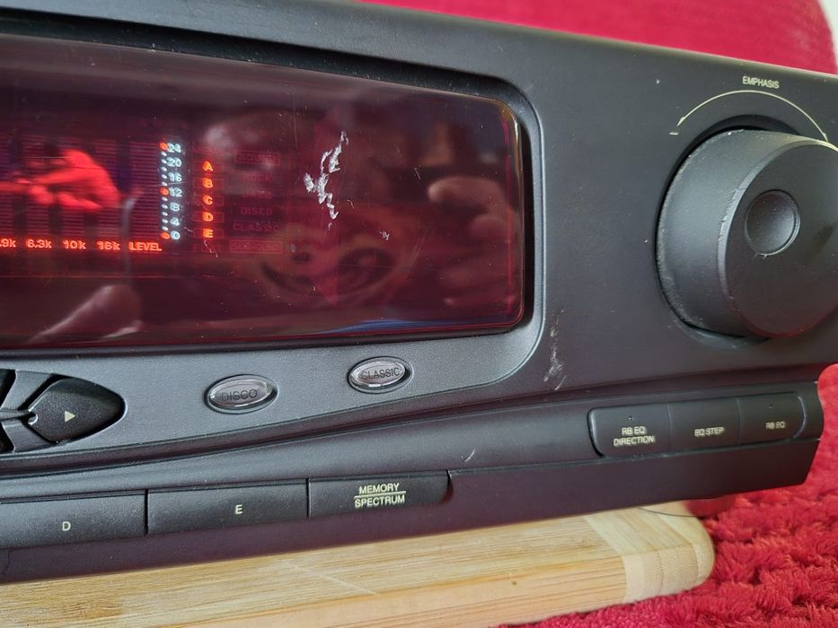 Korektor 14-punktowy Soundwave Q-1400