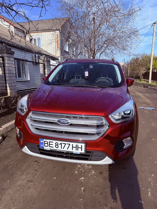 Продам Форд куга 2019 года