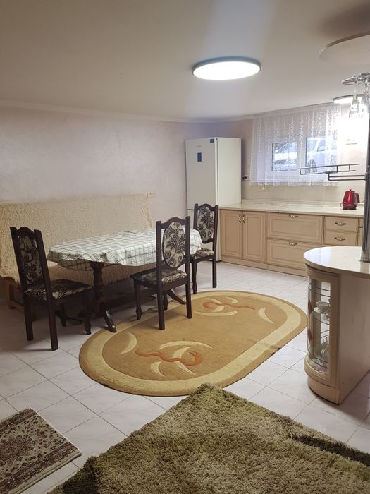 Подобово кімнати у власному будинку м. Мукачево Росвигово .