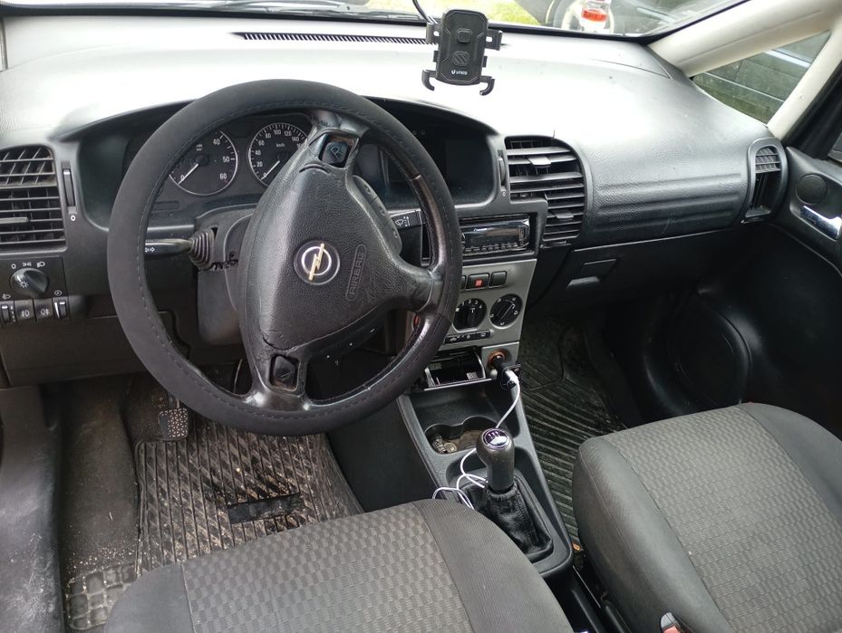 Opel zafira 2.0 dti