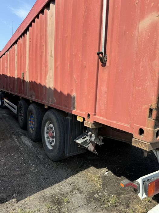 Продам напівпричіп Krone 2006