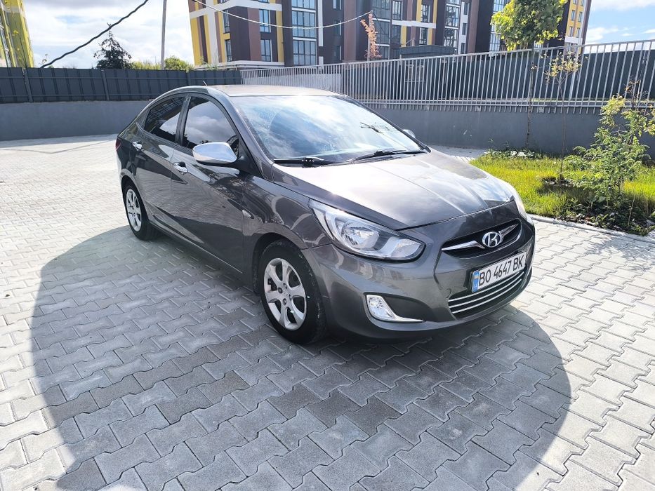 Продам автомобіль hyundai accent 2011 року