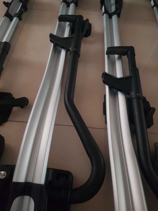 4 uchwyty Thule Proride 591