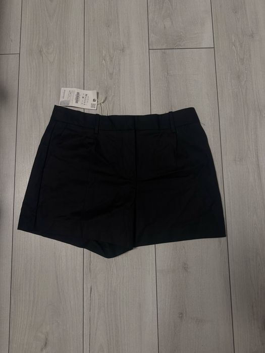 Шорти костюмні чорні Zara нові М