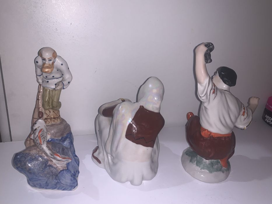 Продам фарфоровые статуетки/статуэтки