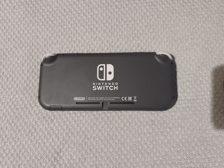 Nintendo switch lite cinza