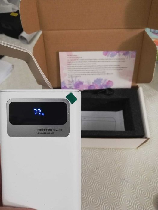 Powerbank de 100 000mAh (cem mil mAh)