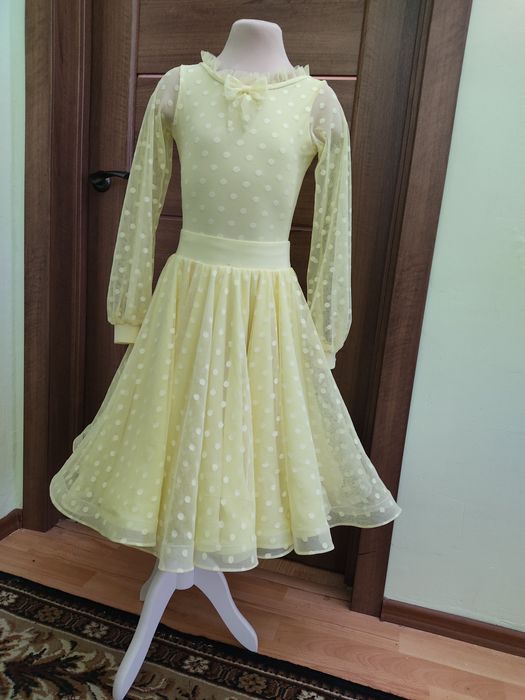 Плаття для бальних танців