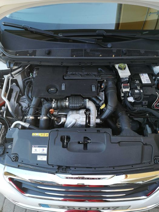 Peugeout 308 Allure 1.6 HDi 115cv - Excelente estado!