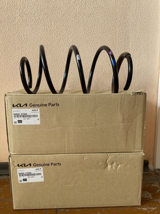 Пружини передні Kia Cerato 2009 - 2012 (оригінал)