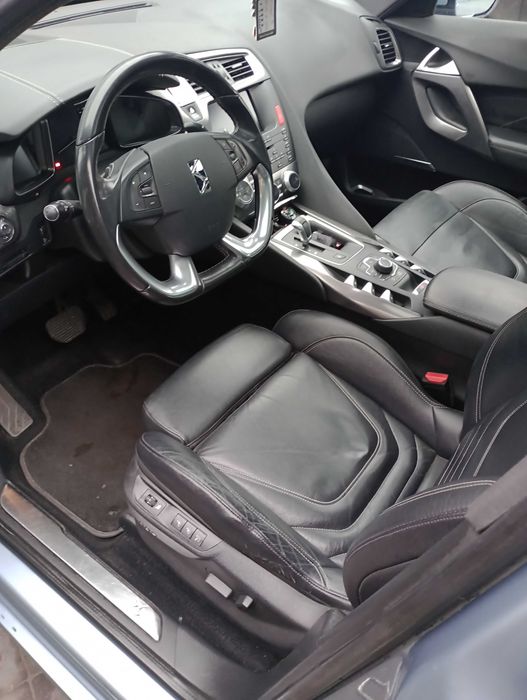 Citroen DS5 1.6 e-HDI 2012