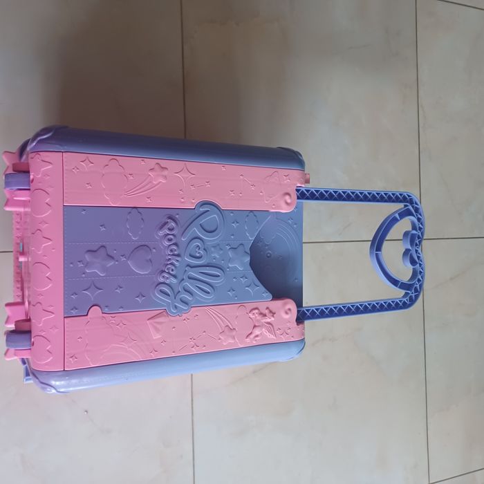 Walizka POLLY POCKET wakacyjny kurort/ bez akcesoriów