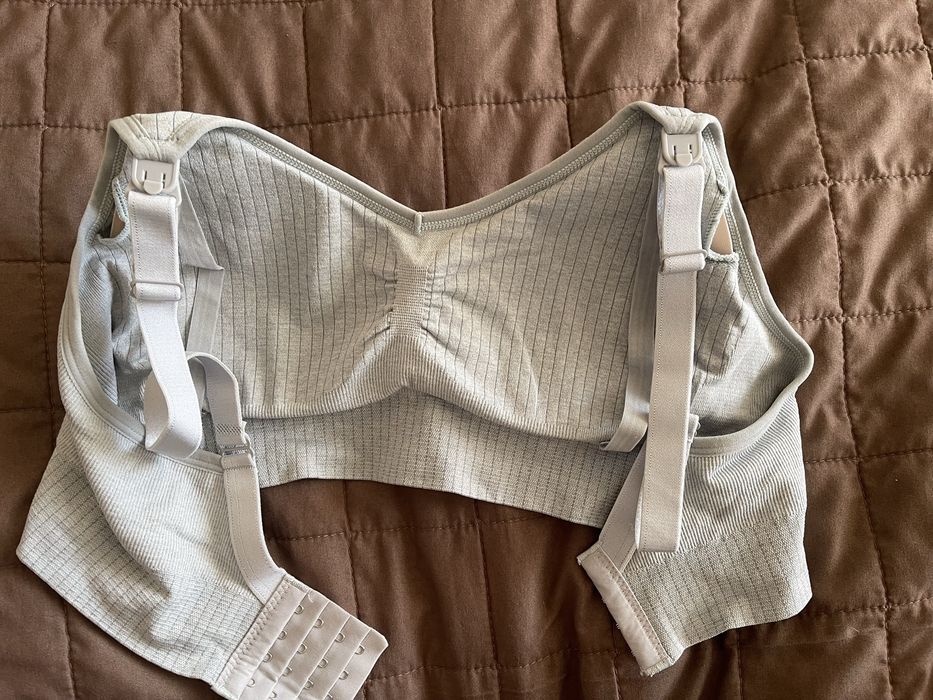 Бюстгальтер на період лактації (годування)