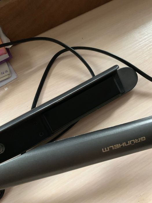 Випрямляч для волосся