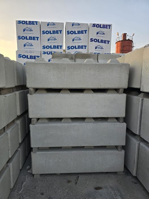 Bloki betonowe 160x40x40 typu klocki LEGO Mur oporowy