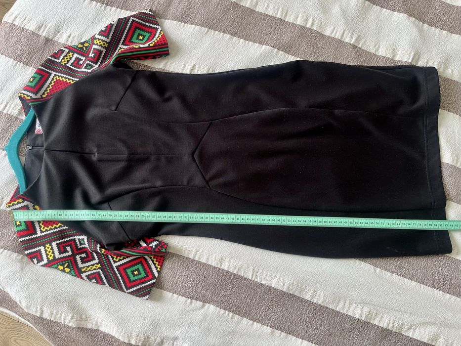 Сукня з принтом «вишиванка»