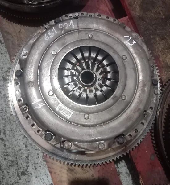 Embraiagem Bimassa Mercedes Ref: K9K452/651930/611962/651921
