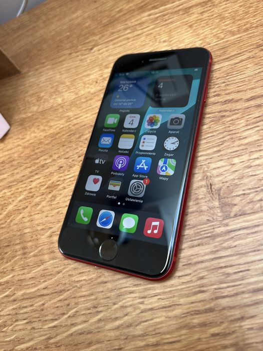 iPhone SE 2020 / 83% baterii