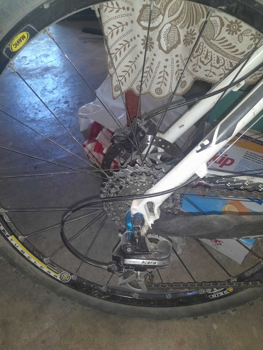 Bicicleta roda 26 Marca CUBE