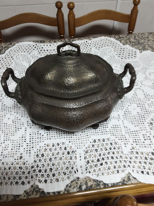 Terrina  em prata da ourivesaria Falcão Covilhã  Antiga
