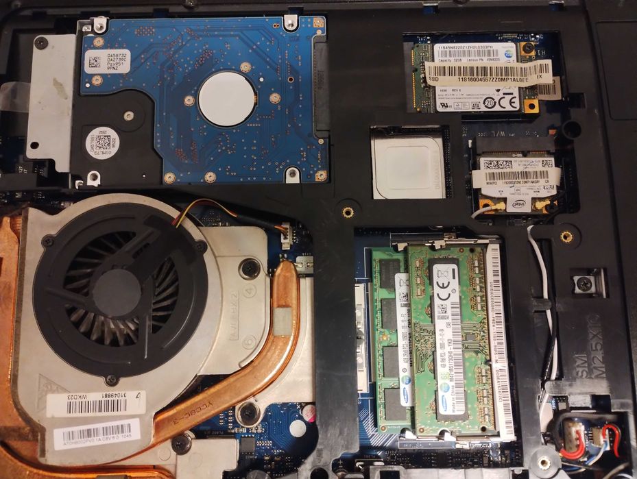Lenovo IdeaPad Y570