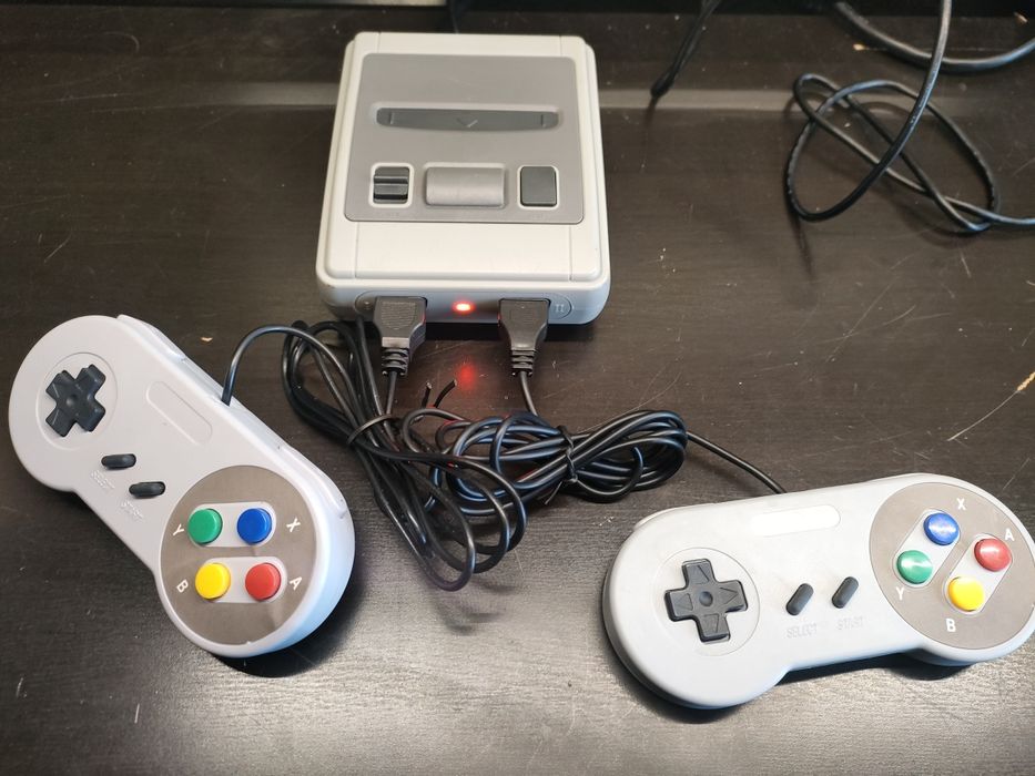 Konsola Famiclone jak SNES mini 10in1 HDMI