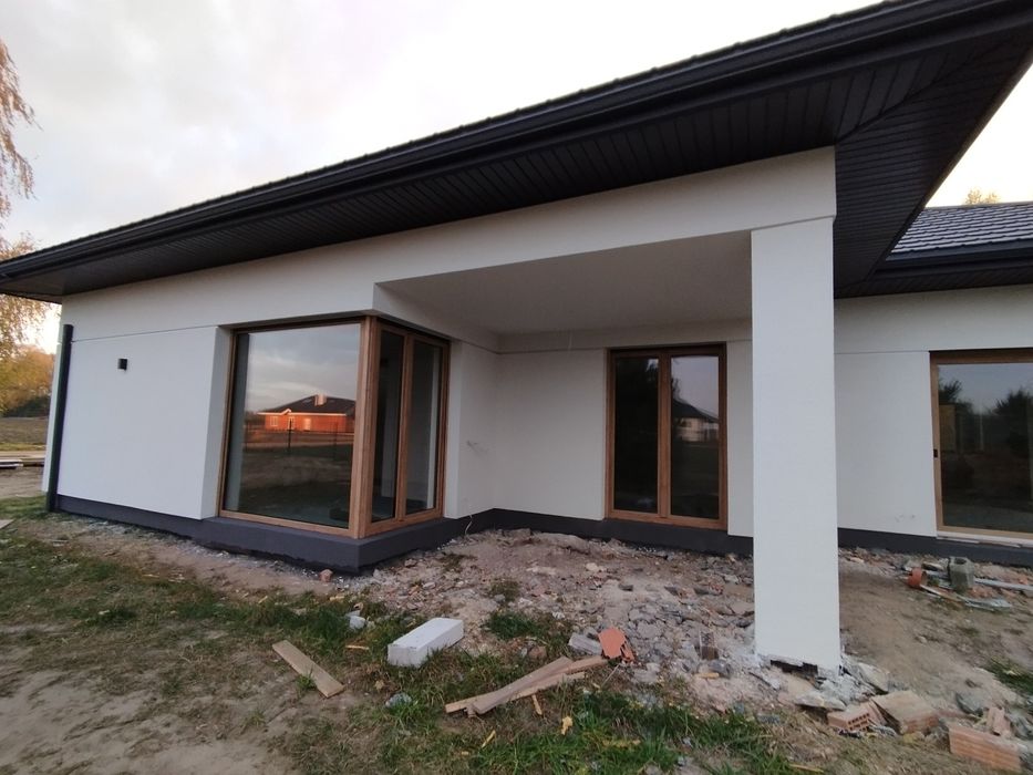 Elewacje docieplenia tynki podbitka