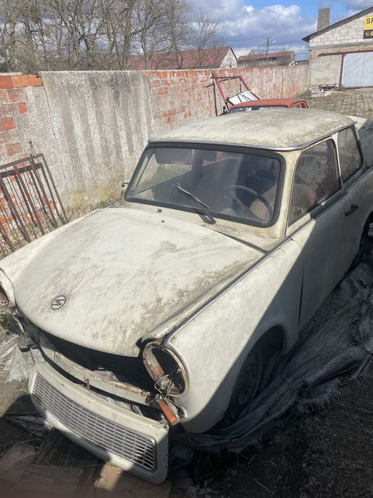 Trabant 601 bez silnika na czesci